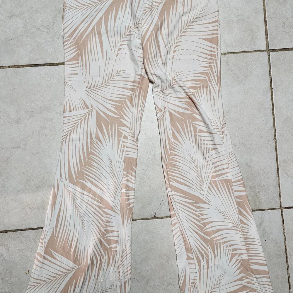 F21 tan white tropical flare pants medium